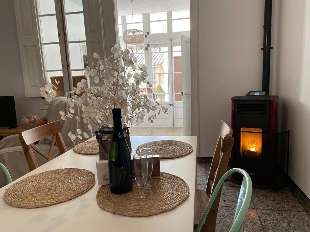 Casa Olivera- Apartament Al Passeig Font Vella 圣希拉里萨卡尔姆 外观 照片